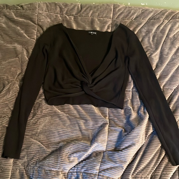 Timing Tops - Womens Top. Size Large. Black.